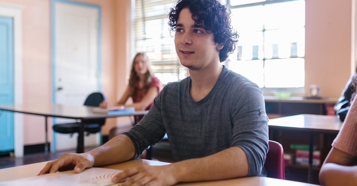 A Comprehensive Review of APM Courses with Real-World Projects