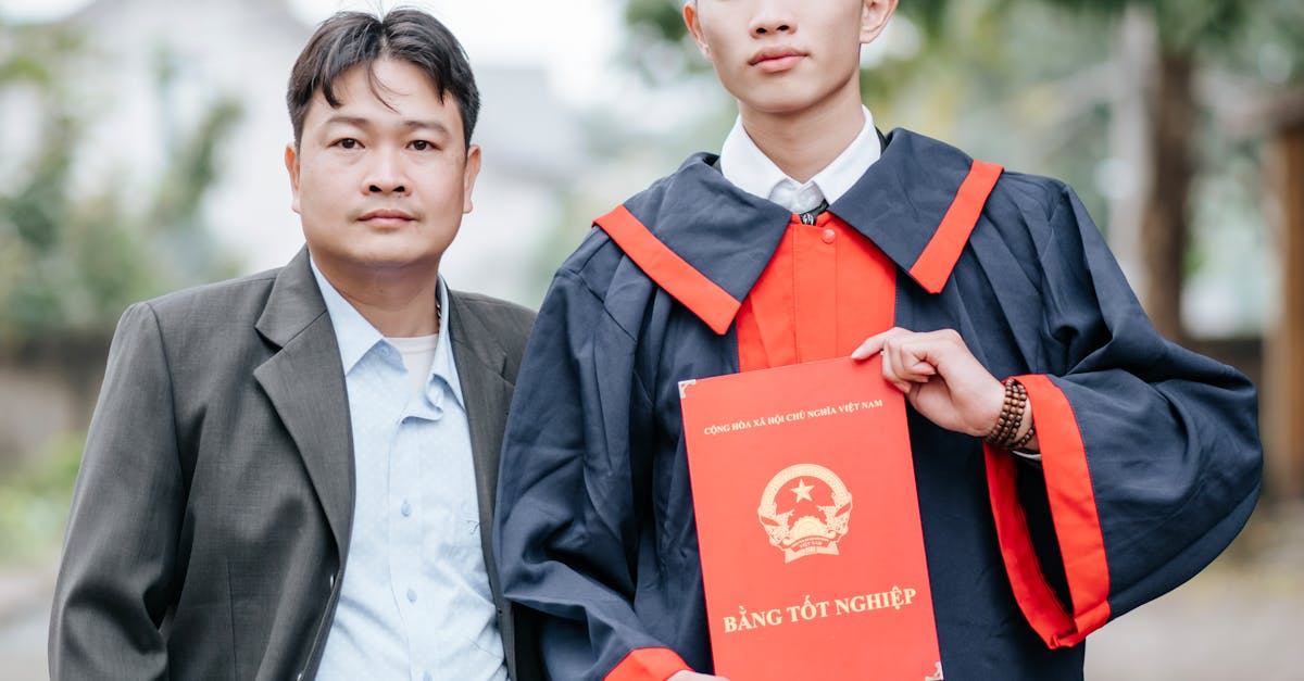 Why Comparing APM Courses is Essential for Your Career Progression